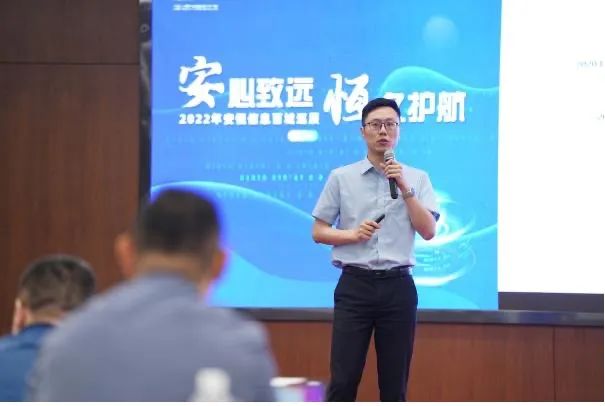 亚洲成AV人片一区二区三区