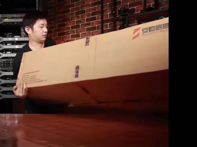 亚洲成AV人片一区二区三区