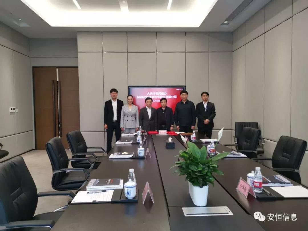 亚洲成AV人片一区二区三区