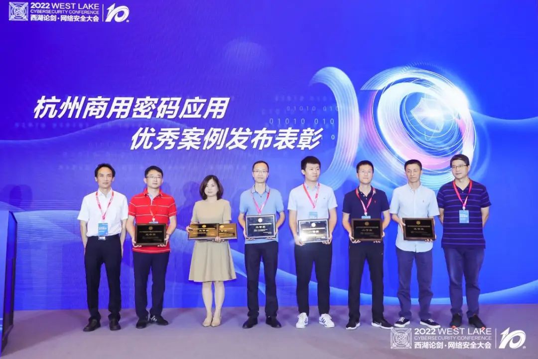 亚洲成AV人片一区二区三区