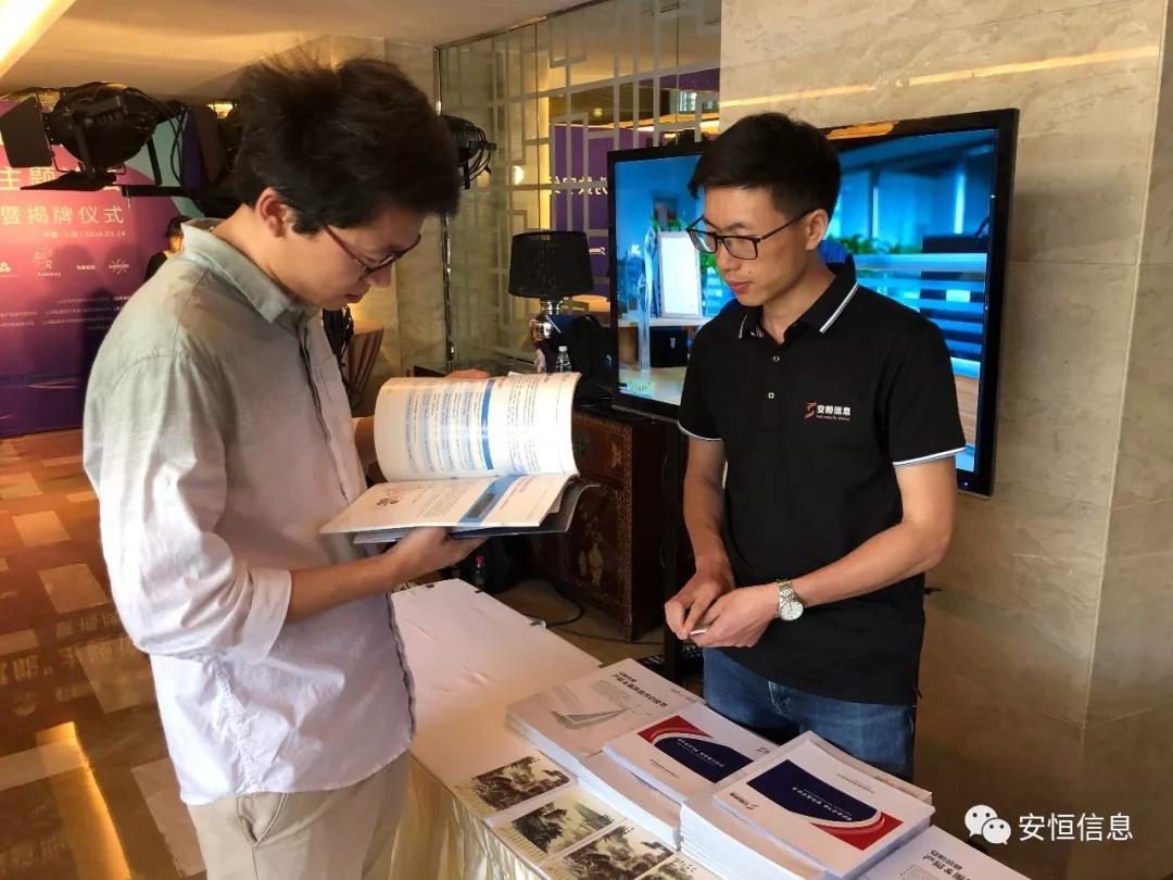 亚洲成AV人片一区二区三区