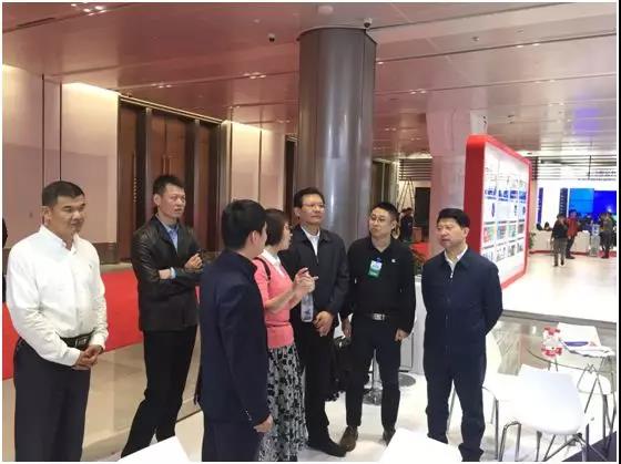 亚洲成AV人片一区二区三区